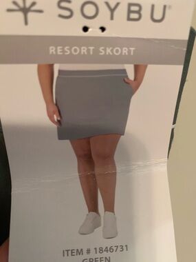New Woman’s Soybu Dark Green Mini Resort Skort. Size XL